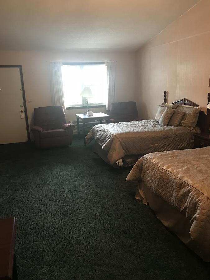 Longhouse Lodge Motel Watkins Glen Exterior foto